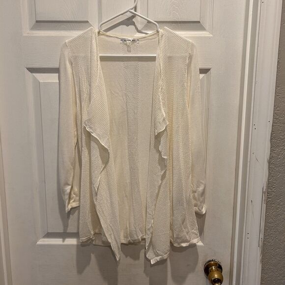 August Silk Women's Open Front Flowy Cardigan Viscose Off White Medium Beachy - Picture 1 of 8